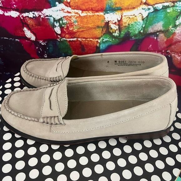 Bass Weejuns Waverly Nubuck Penny Loafers Size 8 Medium Light Gray - Picture 4 of 7